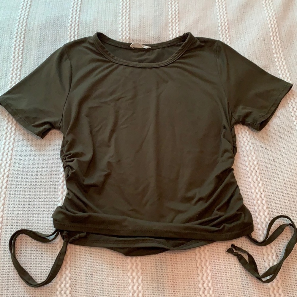 Olivia R cropped shirt